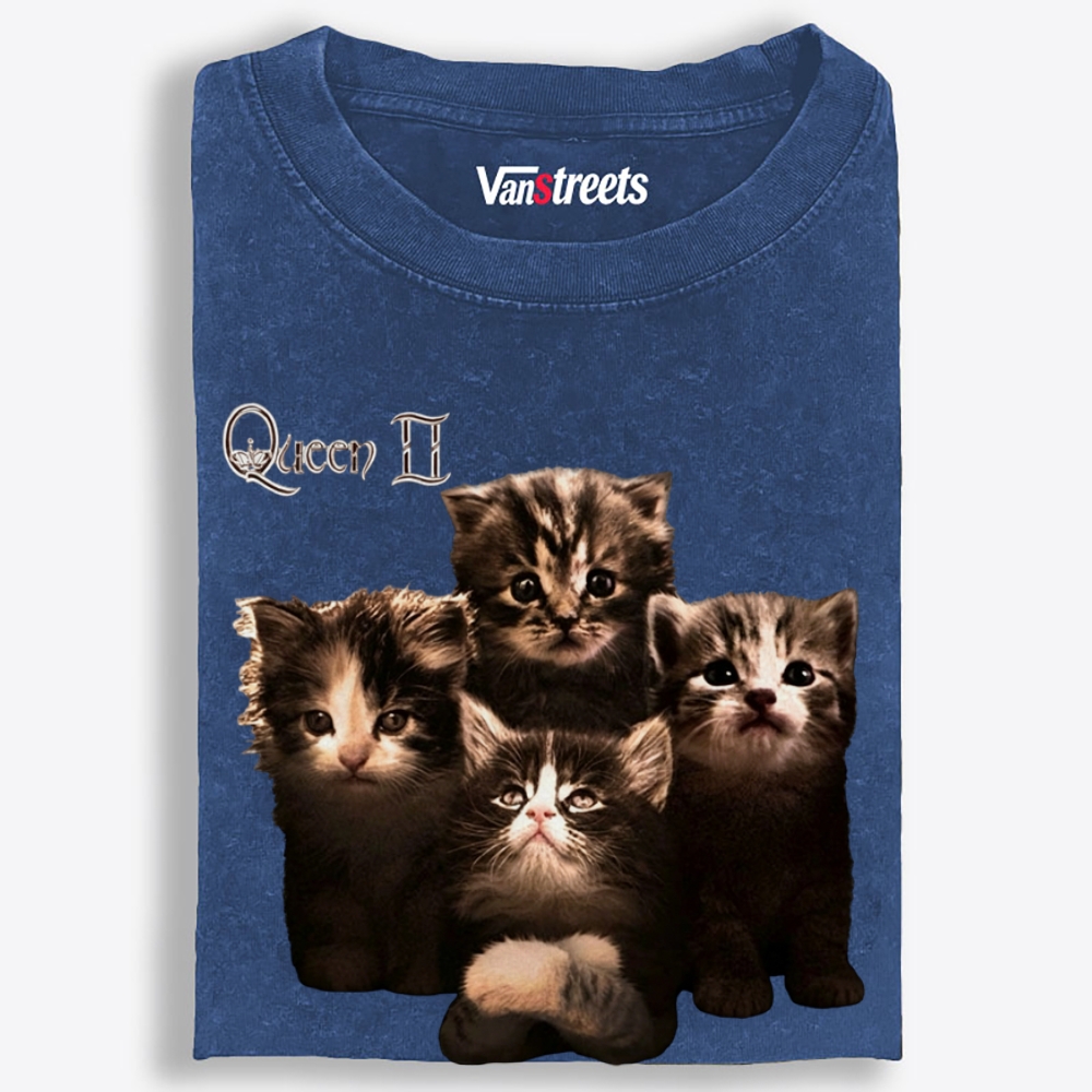 Meow Queen II Retro Washed T-Shirt | 100% Cotton | Streetwear Essential